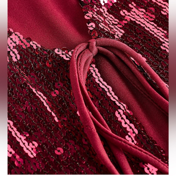 Express Sequin top - Picture 5 of 5